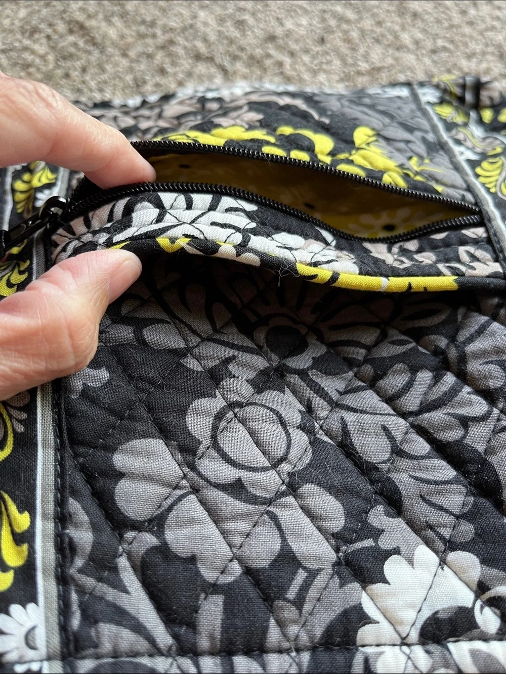 Vera Bradley Cross Body Purse - Hipster Shoulder Bag - Retired Pattern BAROQUE - Picture 9 of 12